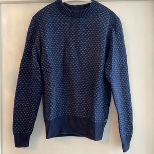 Fjällräven - blue sweater - US size M